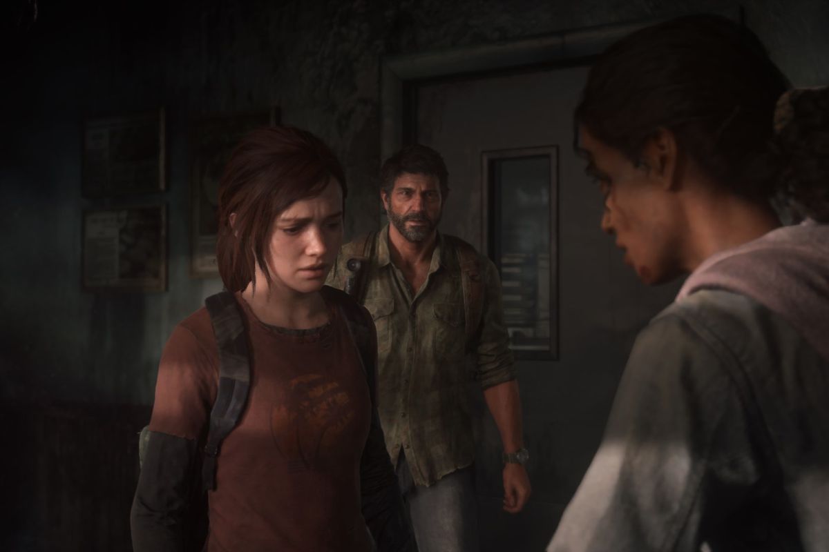 Joel and Ellie in The Last of Us Part 1 speaking to Marlene about smuggling Ellie out of the city.