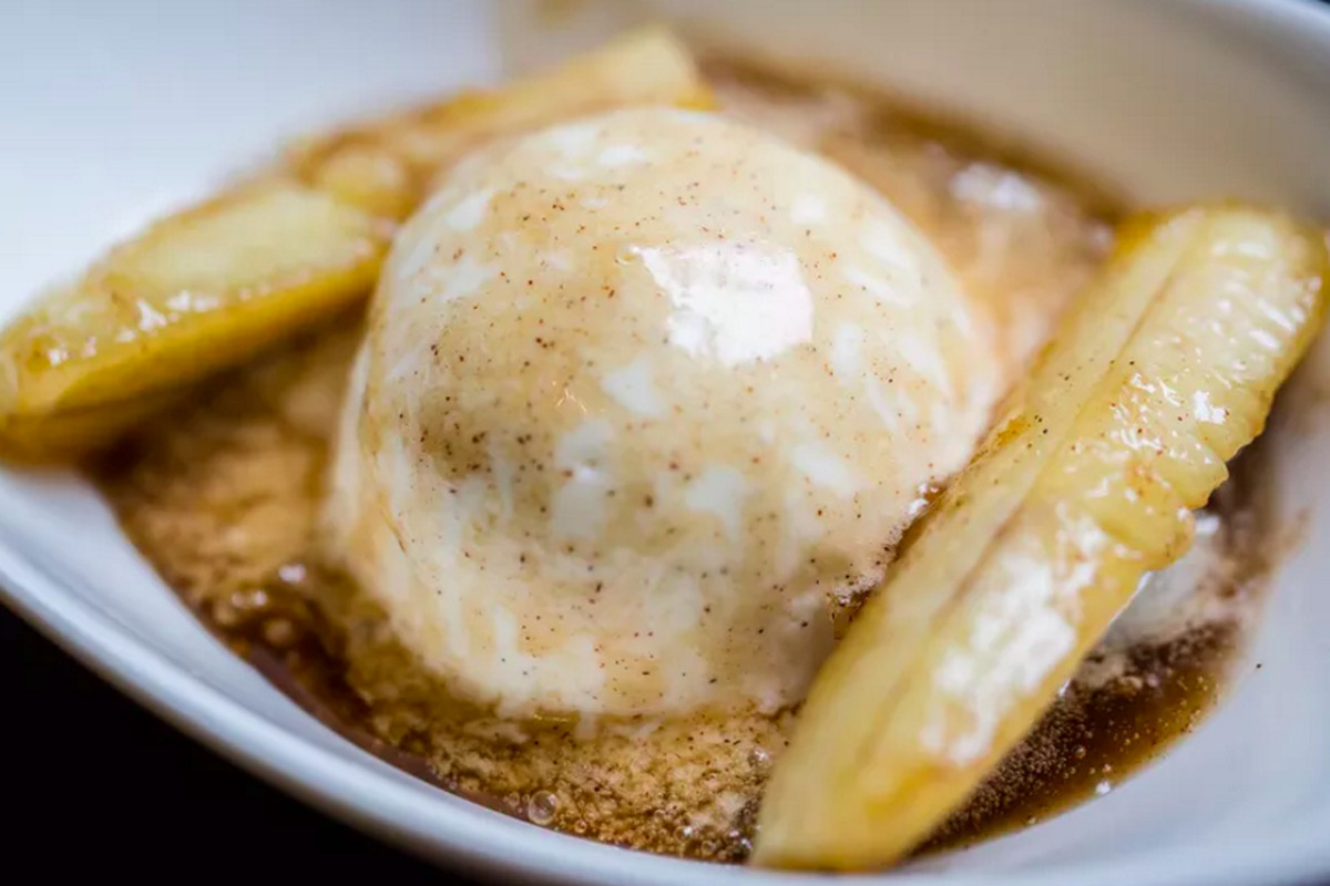 Bananas Foster from Brennan's in New Orleans