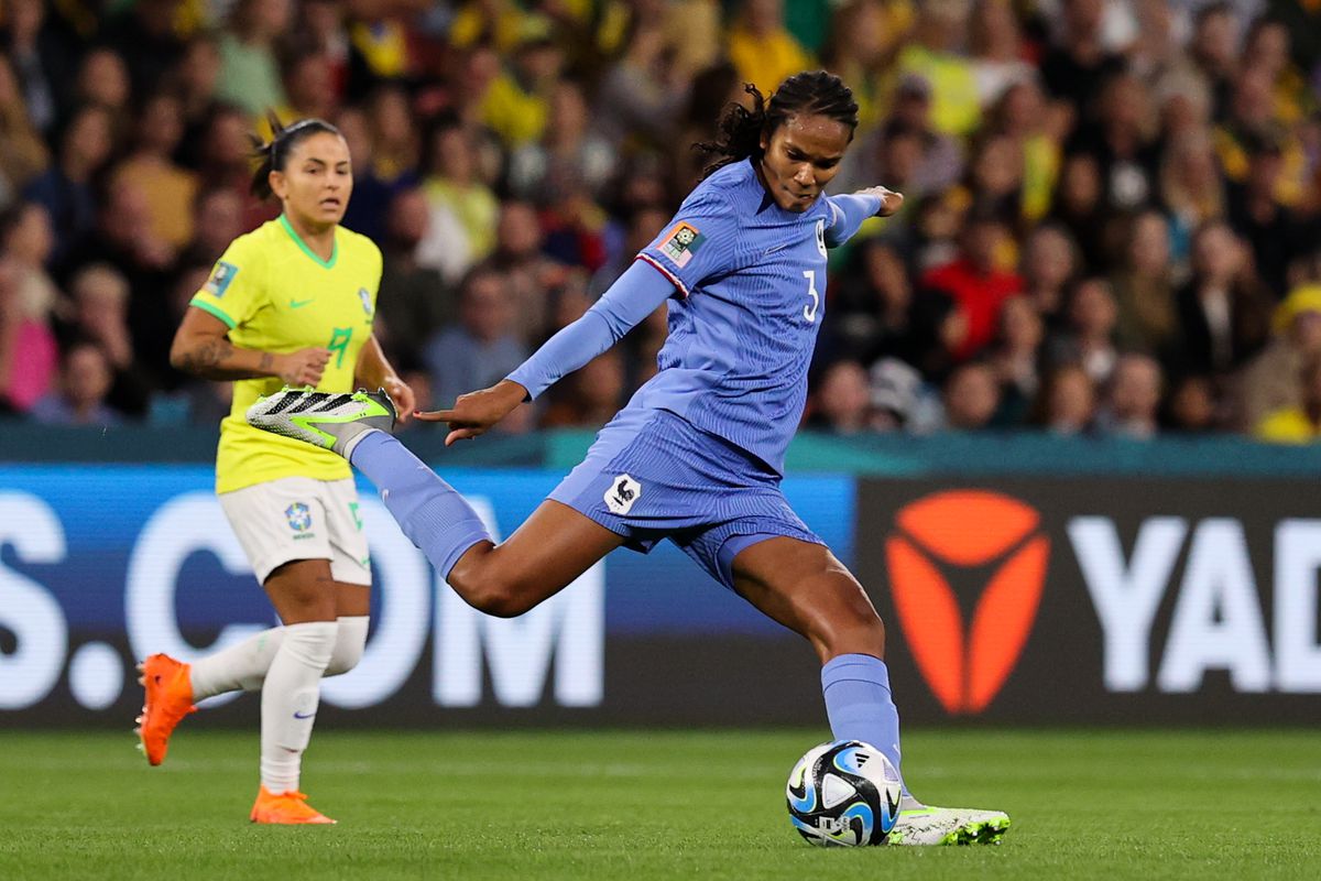 Wendie Renard of France passes the ball during the FIFA Women’s World Cup Australia &amp; New Zealand 2023 Group F match between France and Brazil at Brisbane Stadium on July 29, 2023 in Brisbane / Meaanjin, Australia.