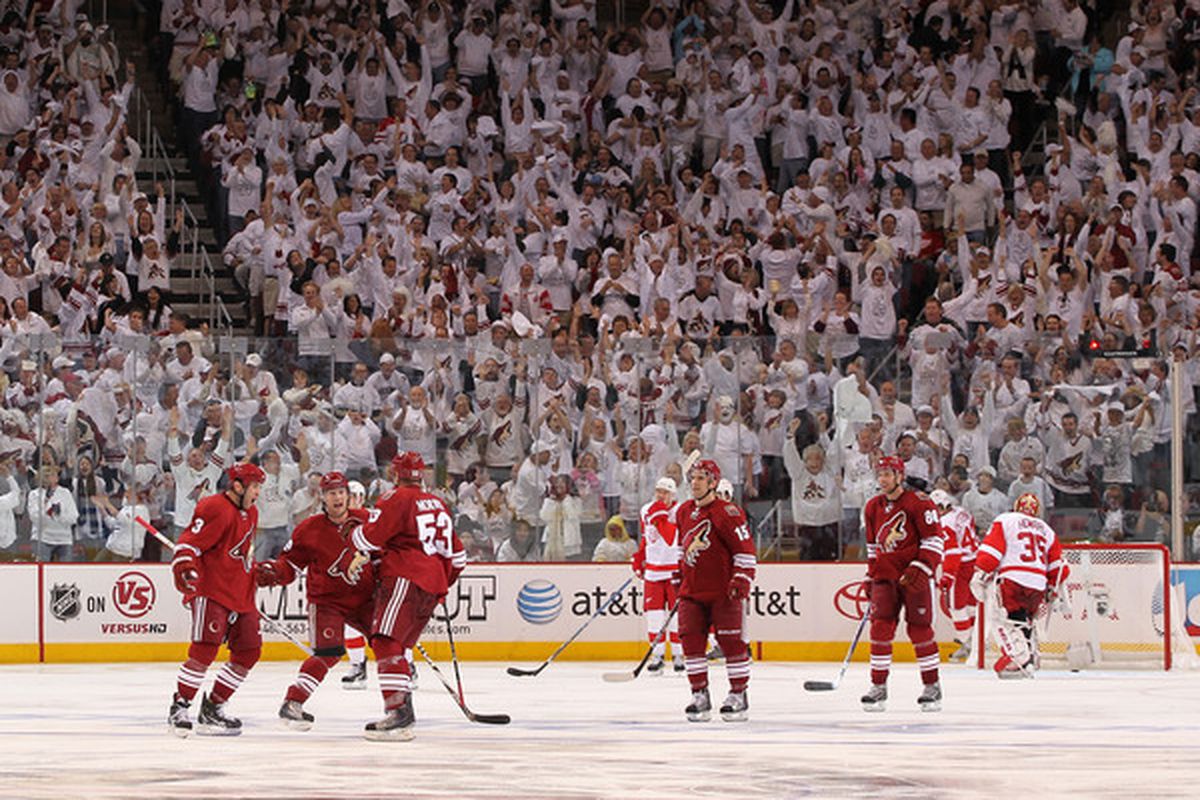 The Coyotes and their fans celebrate after Derek Morris gives them a 3-2 lead in Game 1.  I am so in this photo!  (Photo by Christian Petersen/Getty Images)