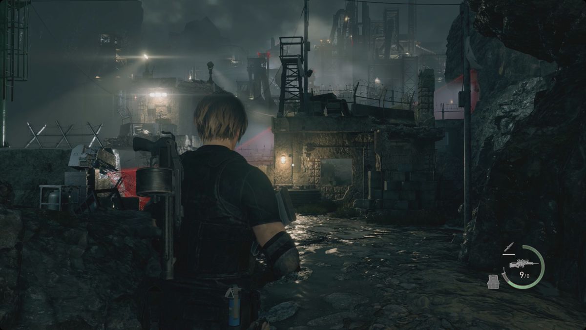 Resident Evil 4&nbsp;remake&nbsp;Leon at the start of the Wharf area