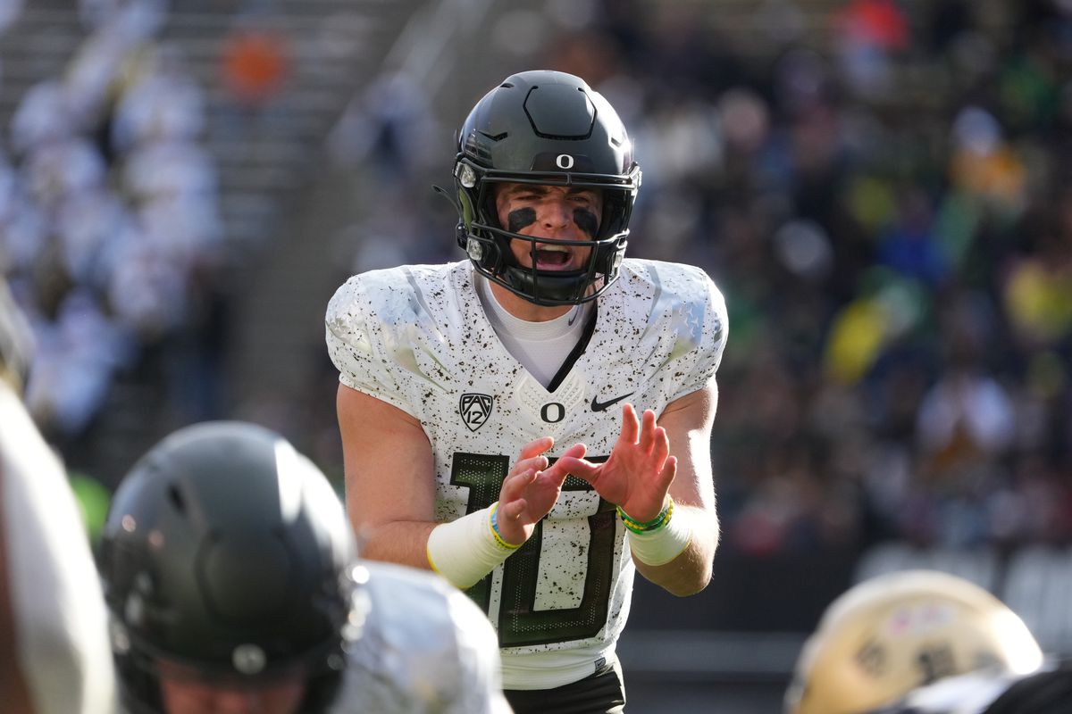 Oregon Ducks quarterback Bo Nix calls out for the ball in the third quarter against the Colorado Buffaloes at Folsom Field.