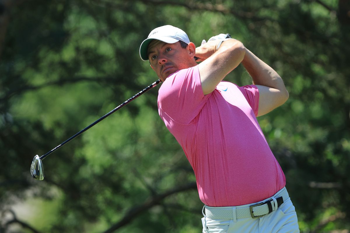 Rory McIlroy of Northern Ireland plays his shot from the second tee during the final round of the Memorial Tournament presented by Workday at Muirfield Village Golf Club on June 05, 2022 in Dublin, Ohio.