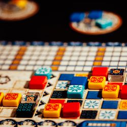 Azul, winner of the 2018 Spiel des Jahres, has players construct a Portuguese tile wall.