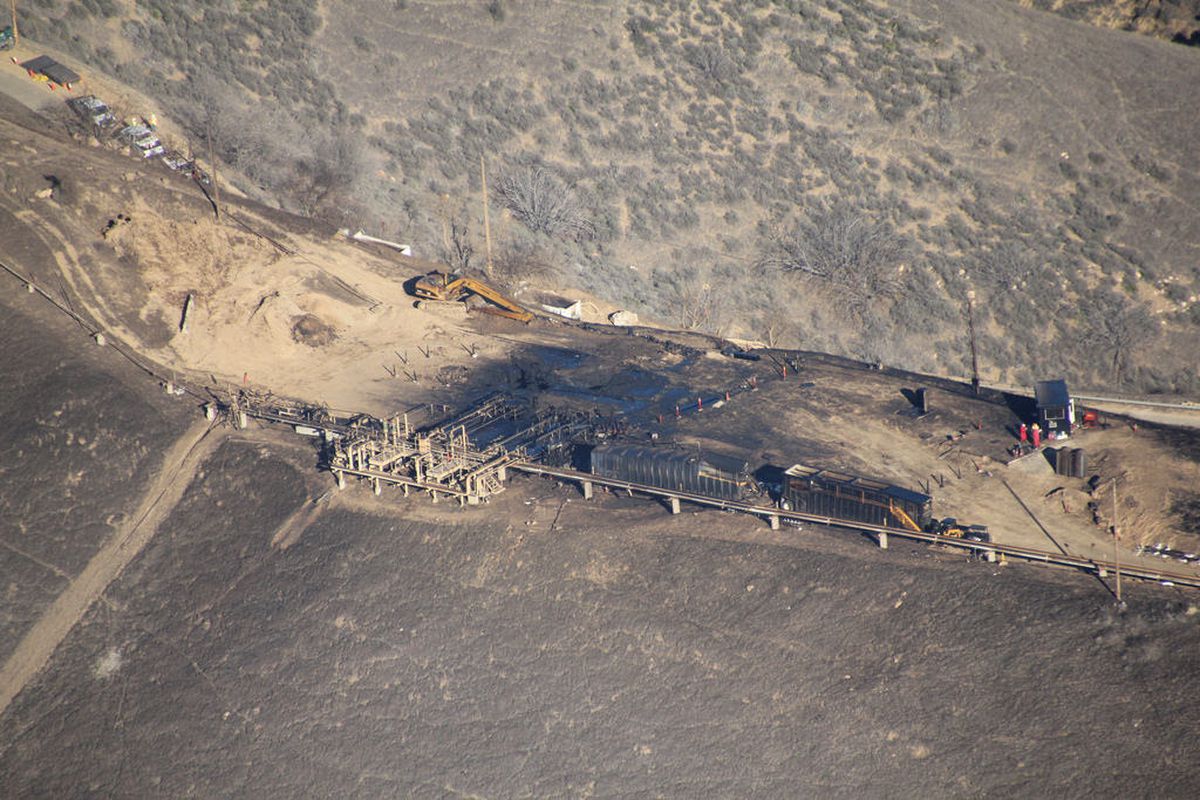 Aerial photo of the blown out well in Porter Ranch, 2015.