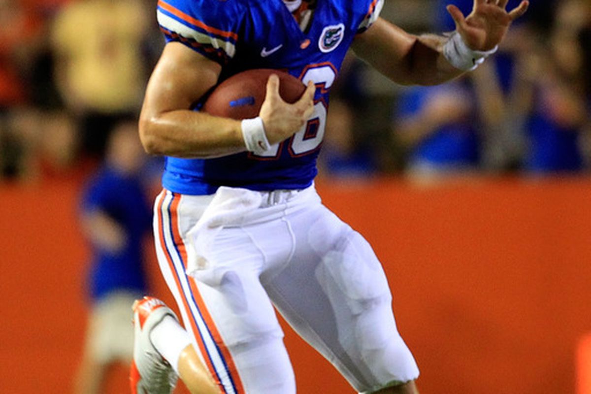 GAINESVILLE, FL - SEPTEMBER 10:  Jeff Driskel #16 of the Florida Gators runs for yardage during a game against the UAB Blazers at Ben Hill Griffin Stadium on September 10, 2011 in Gainesville, Florida.  (Photo by Sam Greenwood/Getty Images)