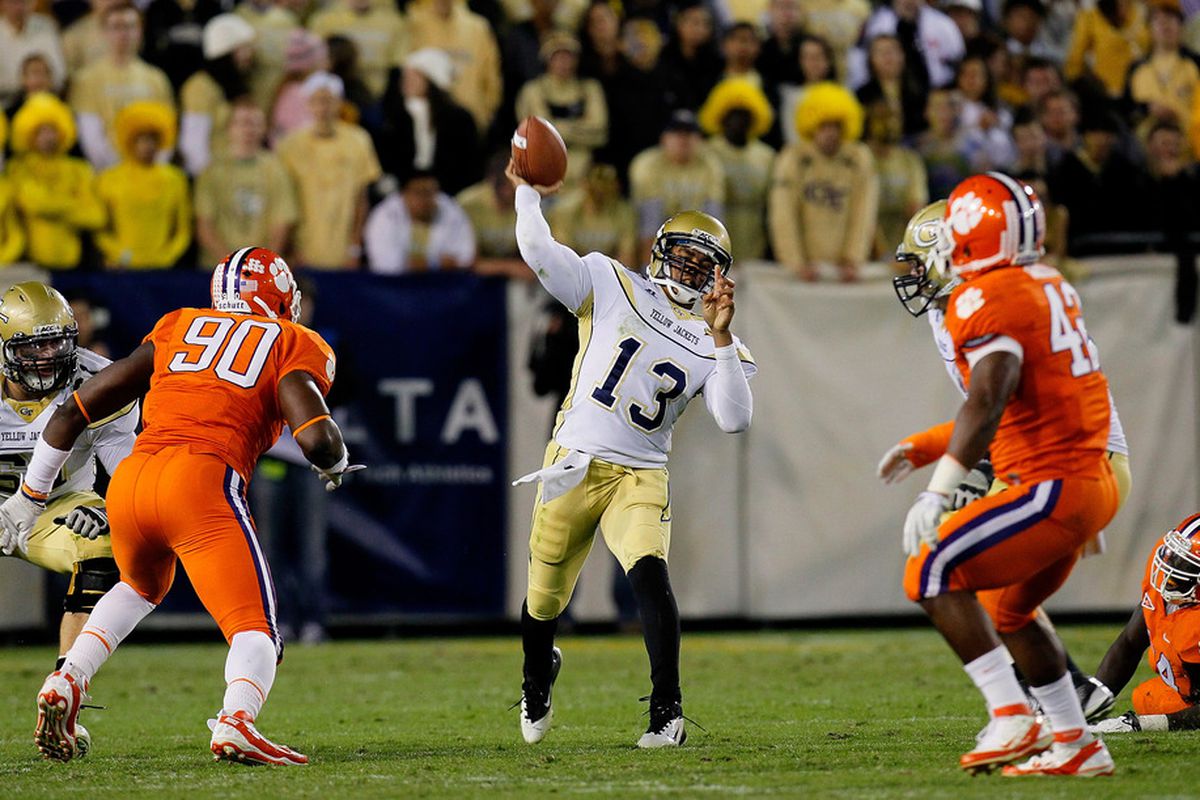 ATLANTA, GA - OCTOBER 29:  Tevin Washington #13 of the Georgia Tech Yellow Jackets passes downfield against the Clemson Tigers at Bobby Dodd Stadium on October 29, 2011 in Atlanta, Georgia.  (Photo by Kevin C. Cox/Getty Images)