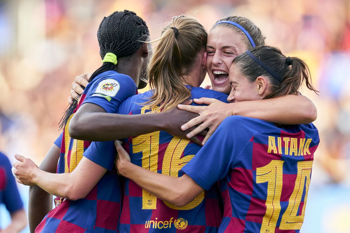 FC Barcelona Femeni v CD Tacon - Primera Iberdrola