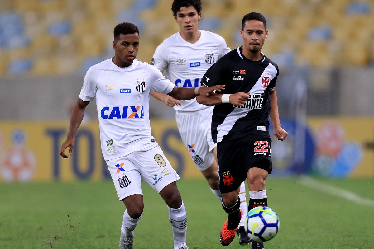 Vasco da Gama v Santos - Brasileirao Series A 2018