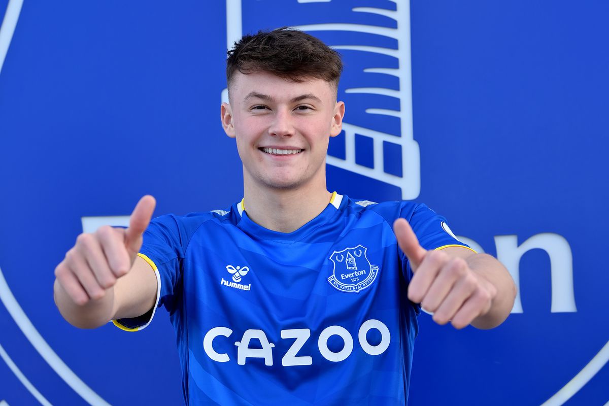 Everton Unveil New Signing Nathan Patterson