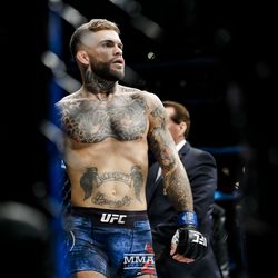 Cody Garbrandt gets ready for his UFC 227 fight.