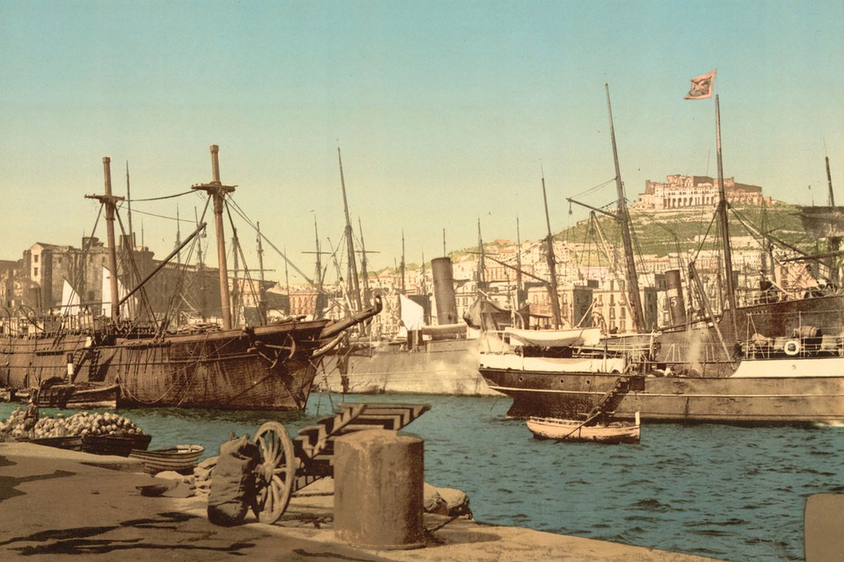 Photomechanical print of the harbor in Naples around 1900