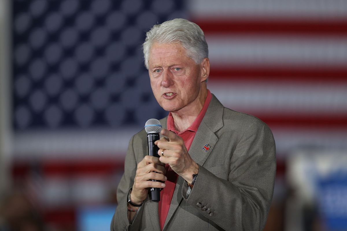 Bill Clinton Encourages Early Voting In Swing State Of Florida