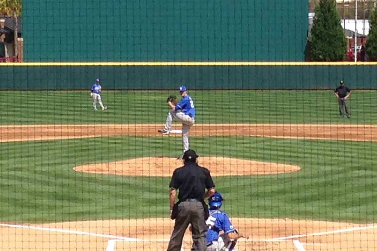 Kentucky RHP Kyle Cody prepares to deliver pitch during warmup