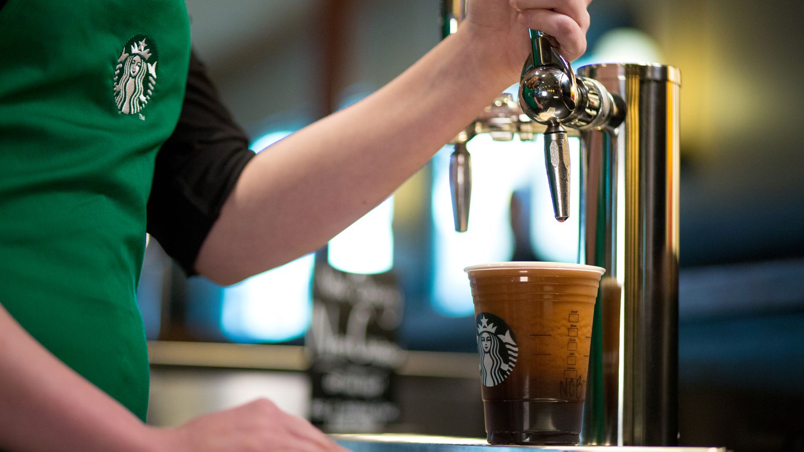 Starbucks Introduces Nitro Coffee - Eater