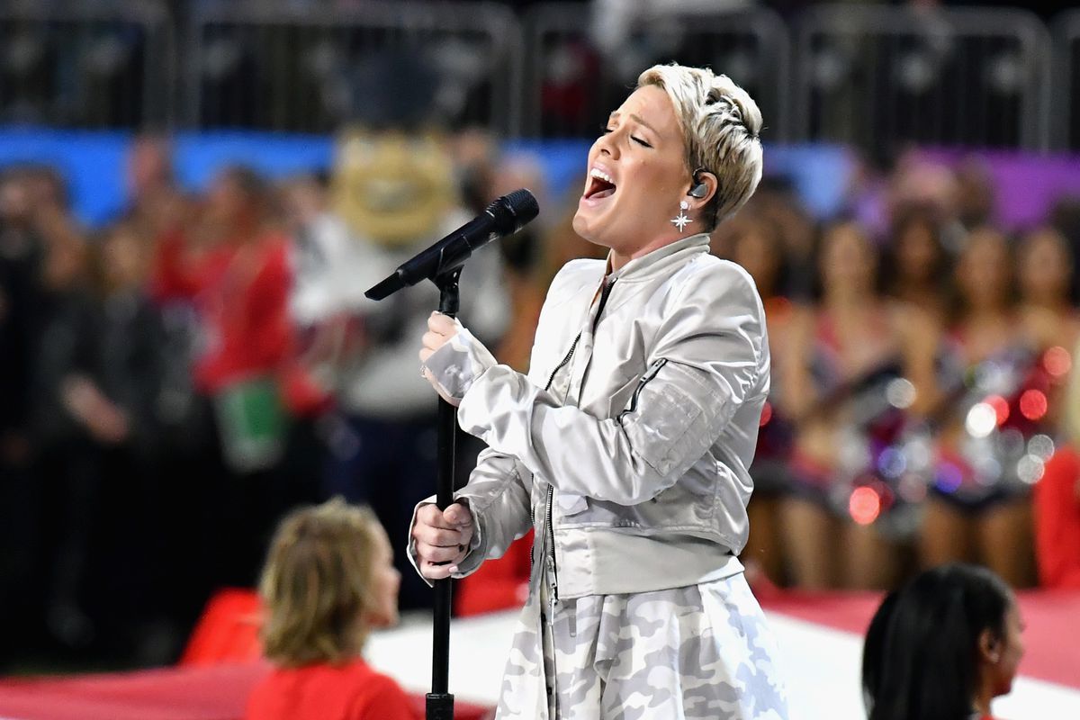 Super Bowl 2018 prop bet: Pink's national anthem performance goes
