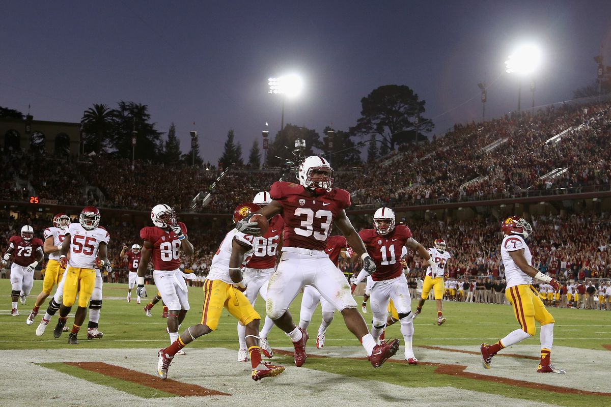 PALO ALTO, CA - SEPTEMBER 15: Stepfan Taylor #33 of the Stanford Cardinal runs in for a touchdown against the USC Trojans at Stanford Stadium on September 15, 2012 in Palo Alto, California.  (Photo by Ezra Shaw/Getty Images)