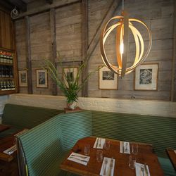 <a href="http://ny.eater.com/archives/2012/06/hillside_a_new_cafe_from_the_vinegar_hill_house_team.php">Eater Inside: Hillside</a>