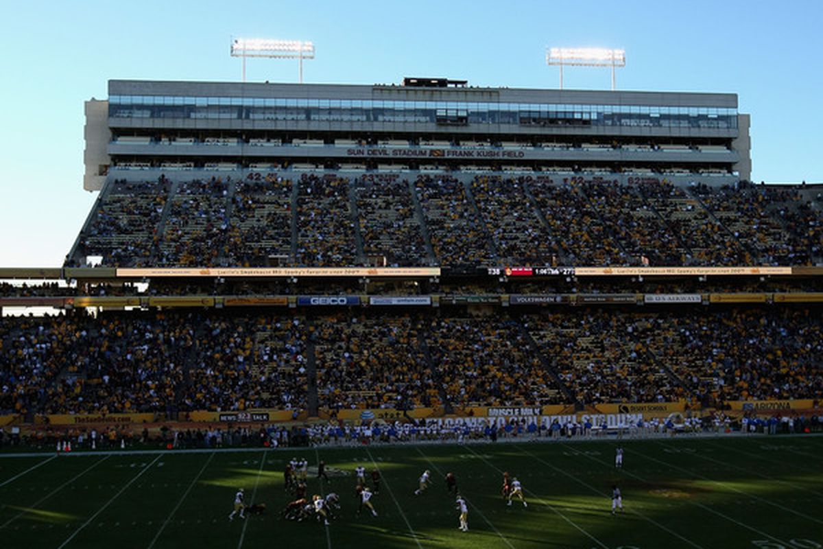 TEMPE AZ - NOVEMBER 26:  General view of action between the Arizona State Sun Devils and the UCLA Bruins during the college football game at Sun Devil Stadium on November 26 2010 in Tempe Arizona.  (Photo by Christian Petersen/Getty Images)