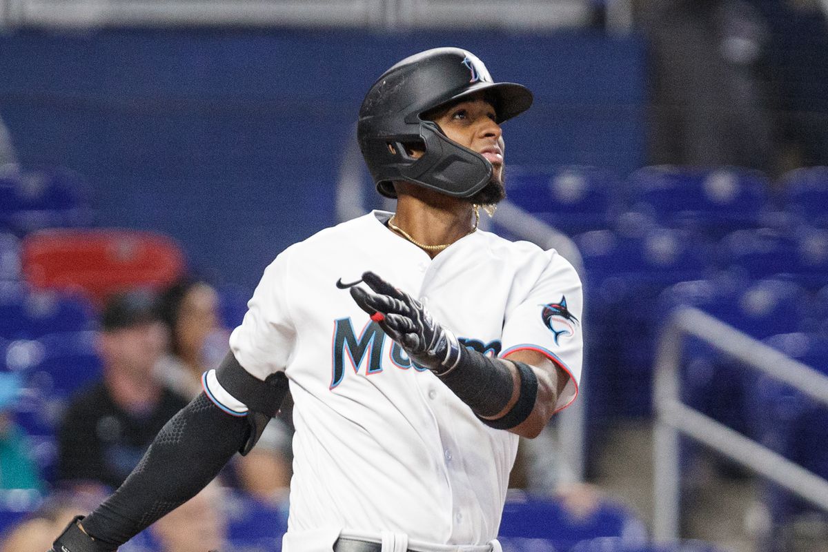 Lewin Díaz #34 of the Miami Marlins hits a home run during the eighth inning against the Washington Nationals at loanDepot park on September 25, 2022 in Miami, Florida.