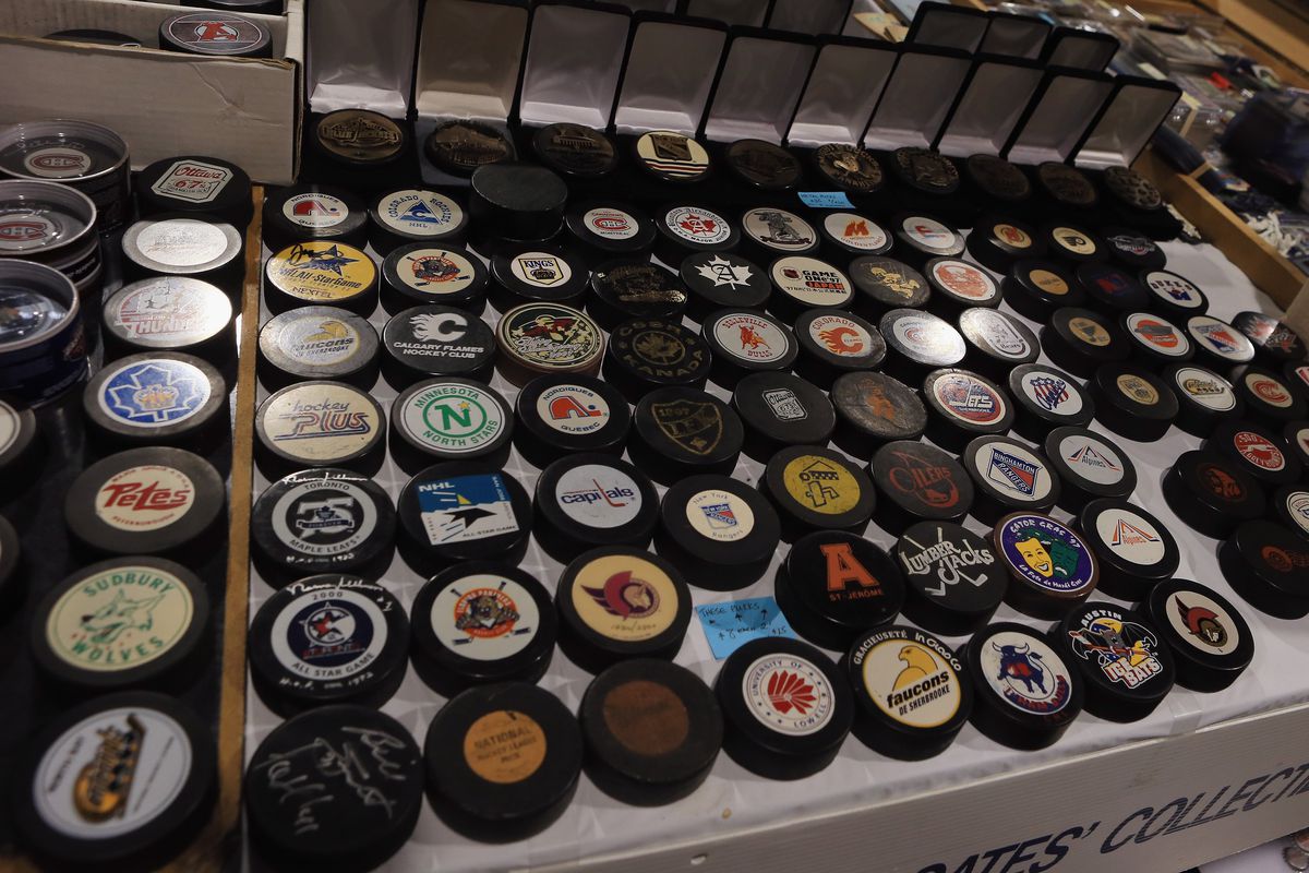 These are pucks. 