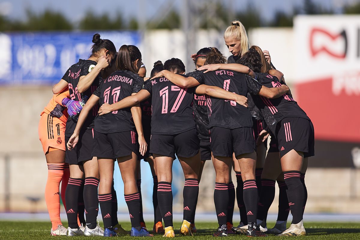 Real Betis Feminas v Real Madrid Femenino - Primera Division Femenina