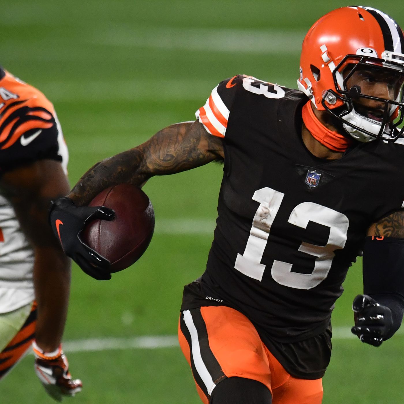 Cleveland Browns 3 Reasons Why Odell Beckham Jr Will Still Be On The Browns In 2021 Dawgs By Nature