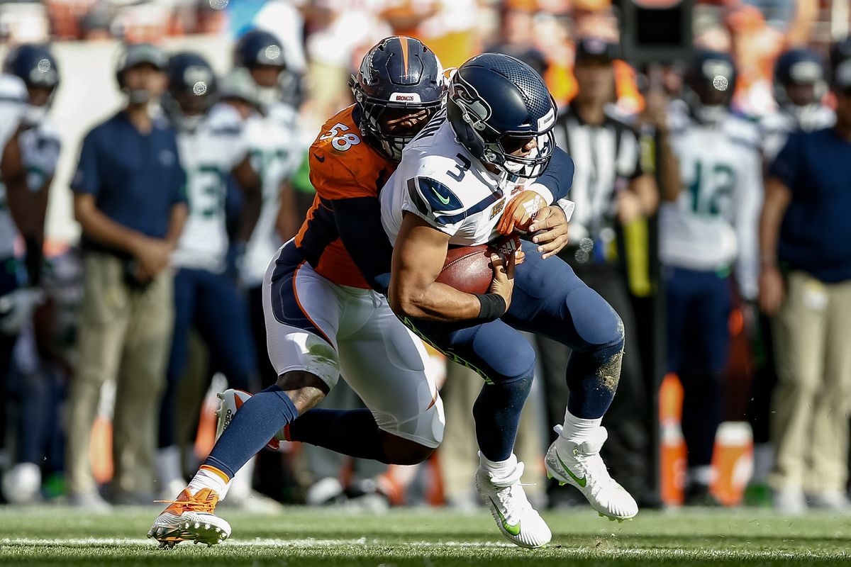 Denver Broncos vs. Seattle Seahawks second quarter recap - Mile