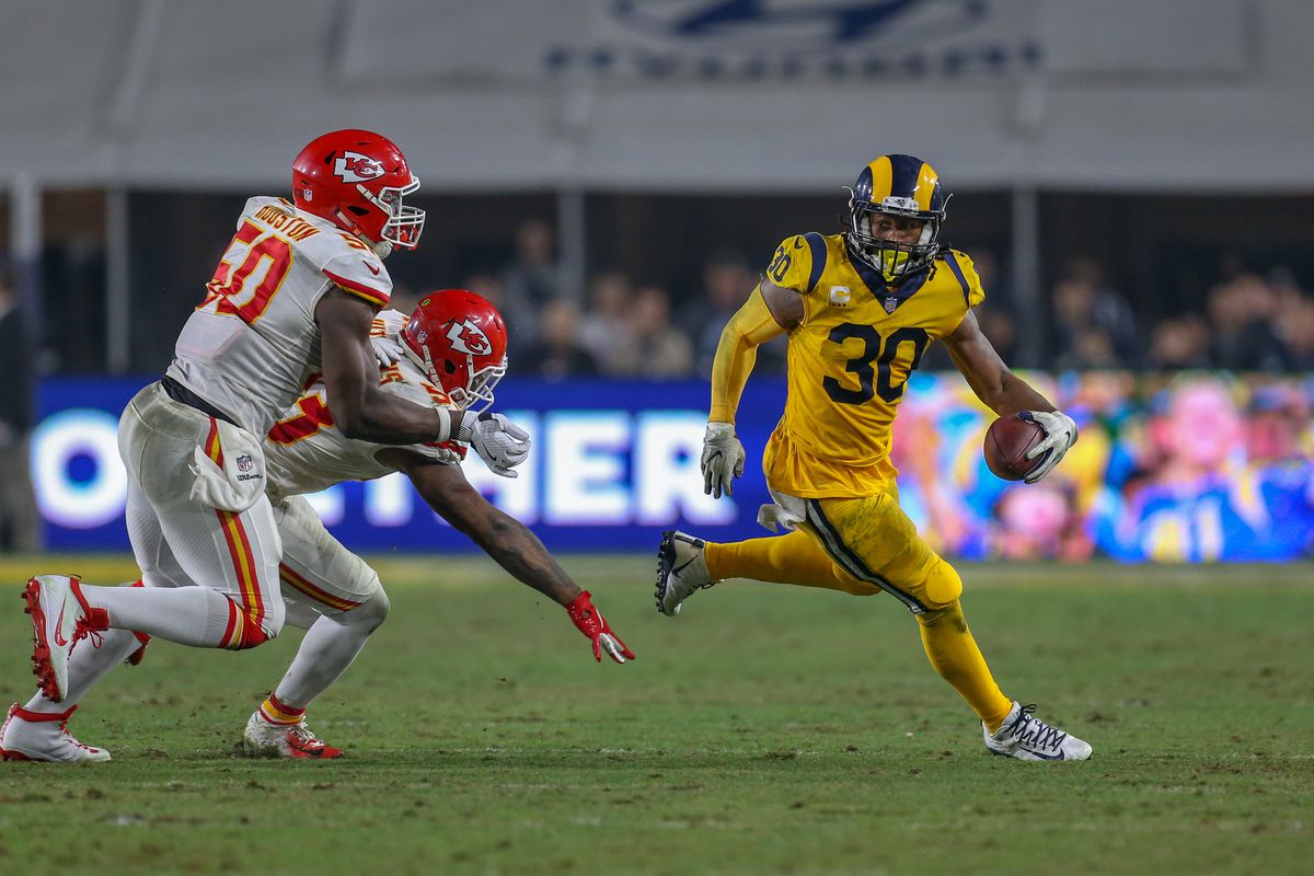 NFL: NOV 19 Chiefs at Rams