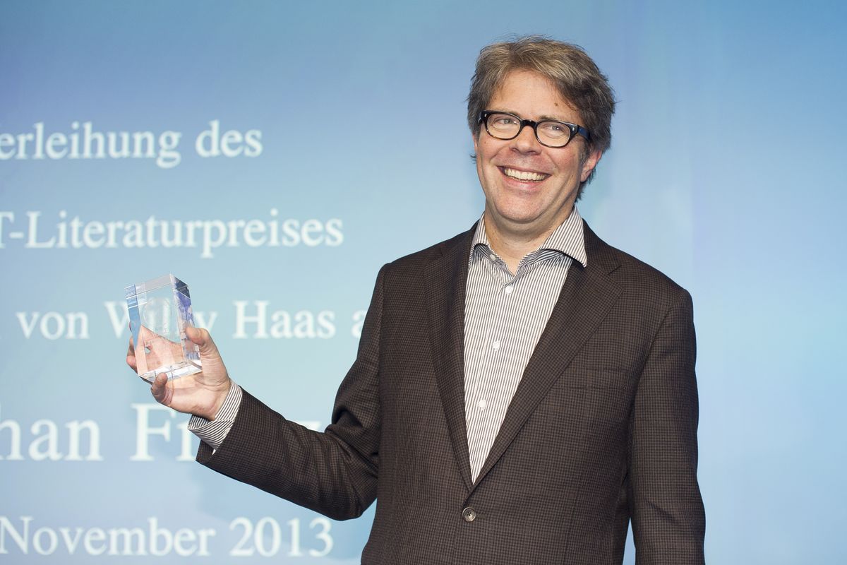 Jonathan Franzen Honored With WELT Award For Literature