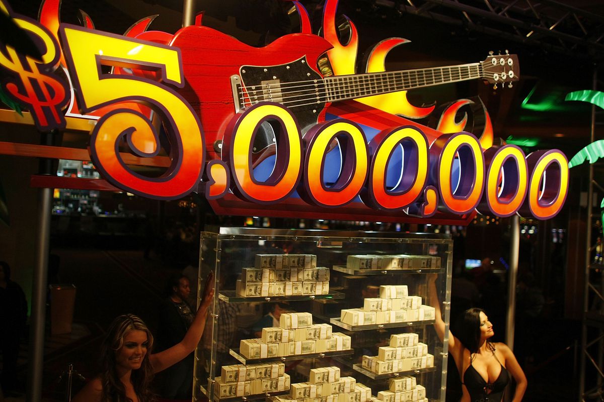5 Million Dollars In Cash Displayed At Seminole Hard Rock Casino