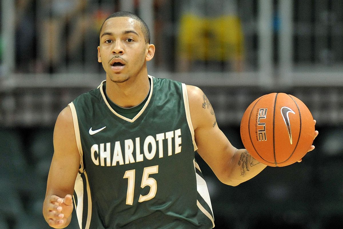Henry will looks to lead Charlotte to a successful inaugural season in the C-USA. 