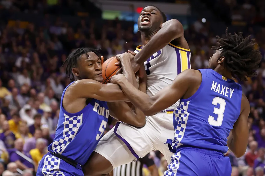 Kentucky's sophomore point guard, Immanuel Quickley played very well in his team's win over LSU. (Photo by Stephen Lew/Icon Sportswire via Getty Images.)