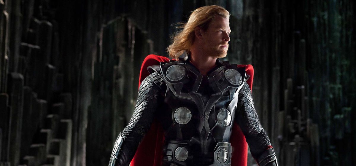 Chris Hemsworth as Thor, looking boldly offscreen, probably at a tennis ball on a stick, in 2011’s Thor