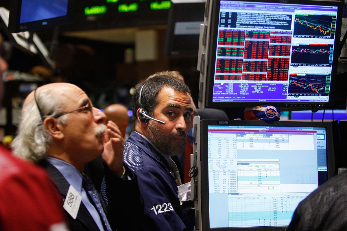 Dow Plunges Despite Fed Buyout Plan for Debt