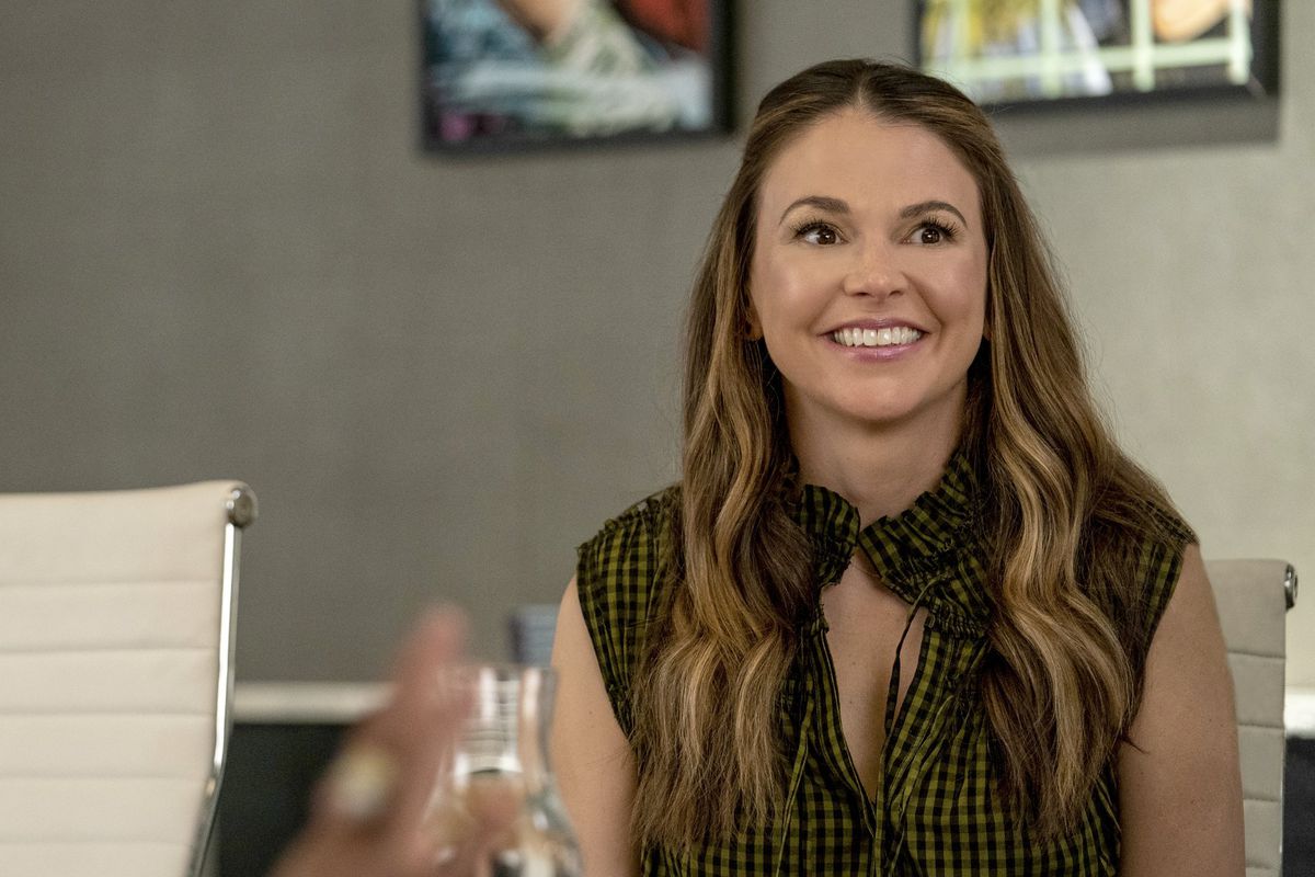 Sutton Foster stars in Younger.