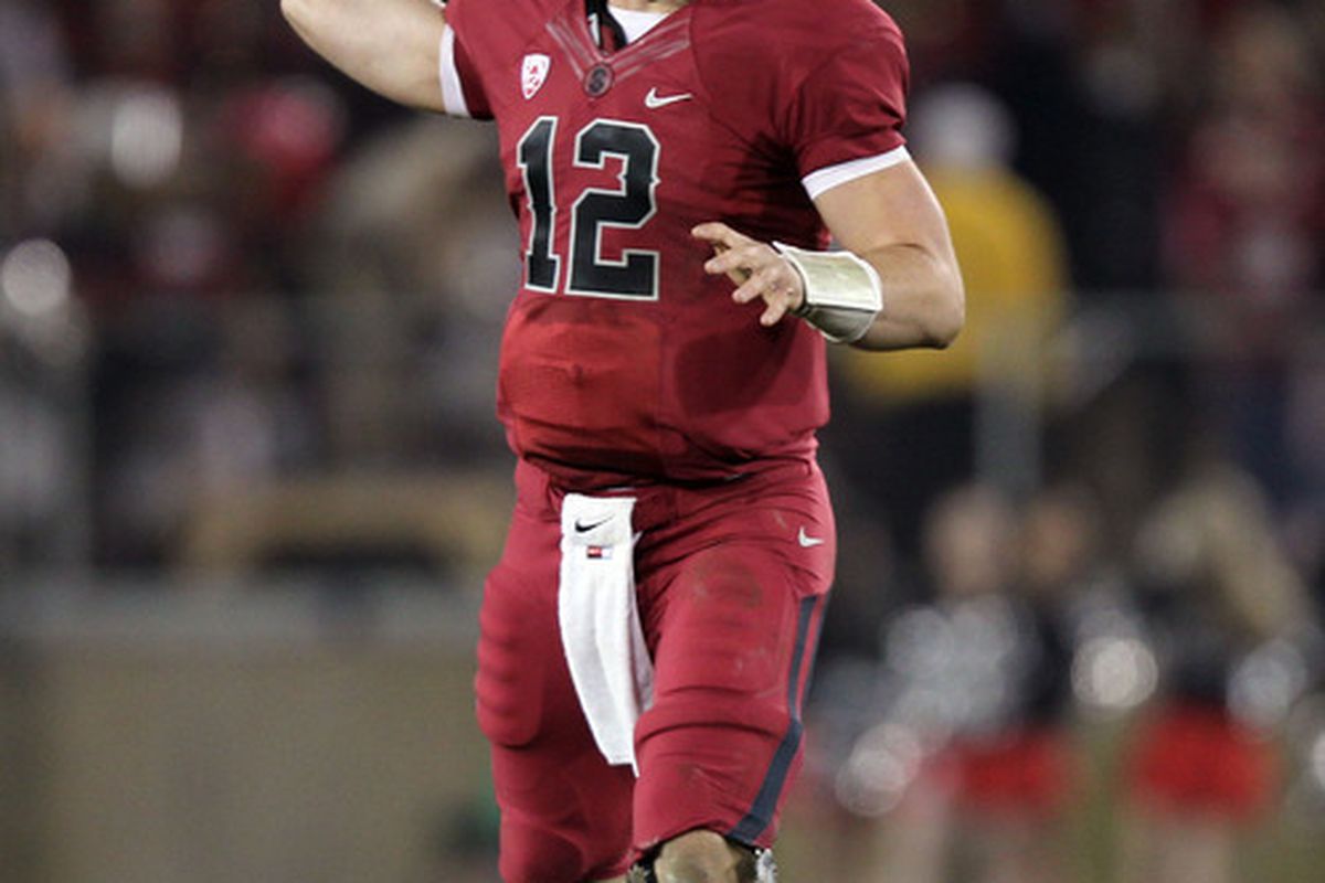 STANFORD, CA - NOVEMBER 26:  Andrew Luck #12 of the Stanford Cardinal throws the ball against the Notre Dame Fighting Irish at Stanford Stadium on November 26, 2011 in Stanford, California.  (Photo by Ezra Shaw/Getty Images)
