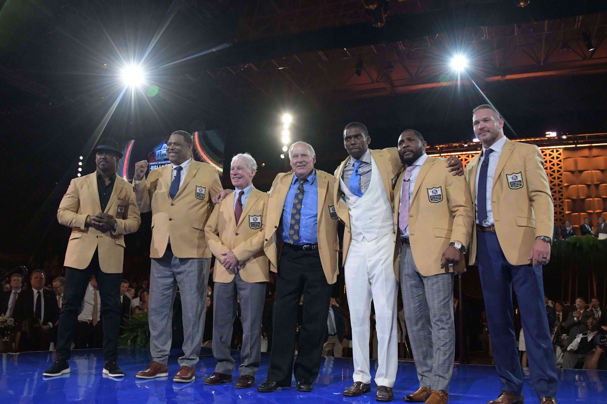 NFL: Pro Football Hall of Fame-Enshrinees’ Gold Jacket Dinner