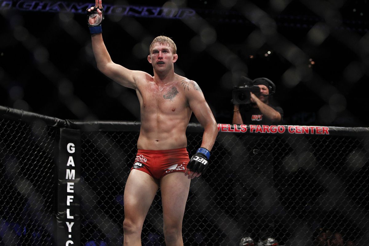 Alexander Gustafsson will try to earn another title shot at UFC Fight Night 37 on Saturday.