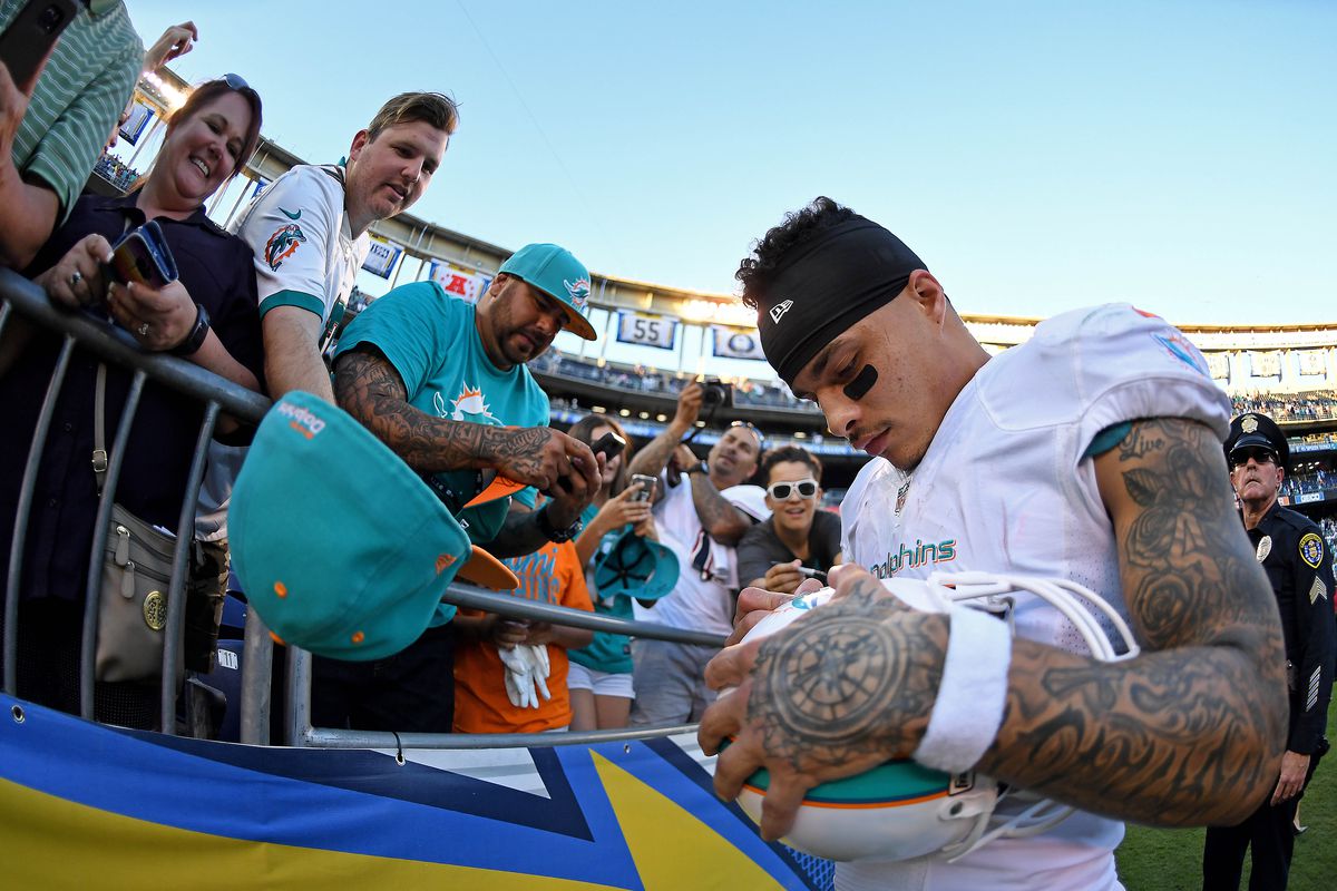 Miami Dolphins v San Diego Chargers
