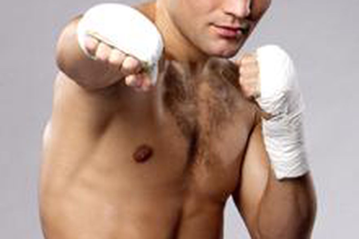 Two-time middleweight title challenger and top 10 contender Khoren Gevor has been granted free agency from Universum.  via <a href="http://www.boxing.de/boxerdb/data/portrait/portraits/200708241246450.Gevor_04.jpg">www.boxing.de</a>