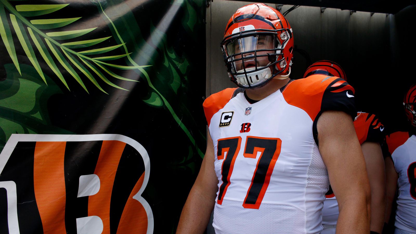 Impact of Andrew Whitworth's extension on Bengals.