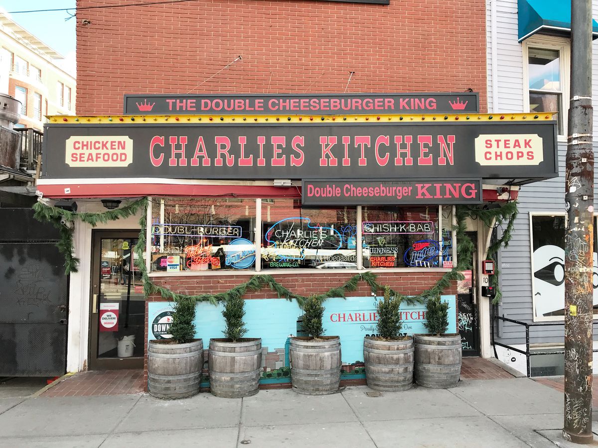 Charlie’s Kitchen 