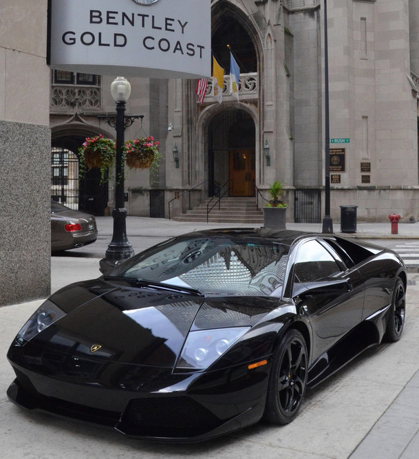 2007 Lamborghini Murcielago Coupe in downtown Chicago