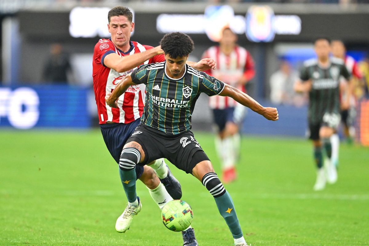 Soccer: Leagues Cup Showcase-Chivas Guadalajara at LA Galaxy