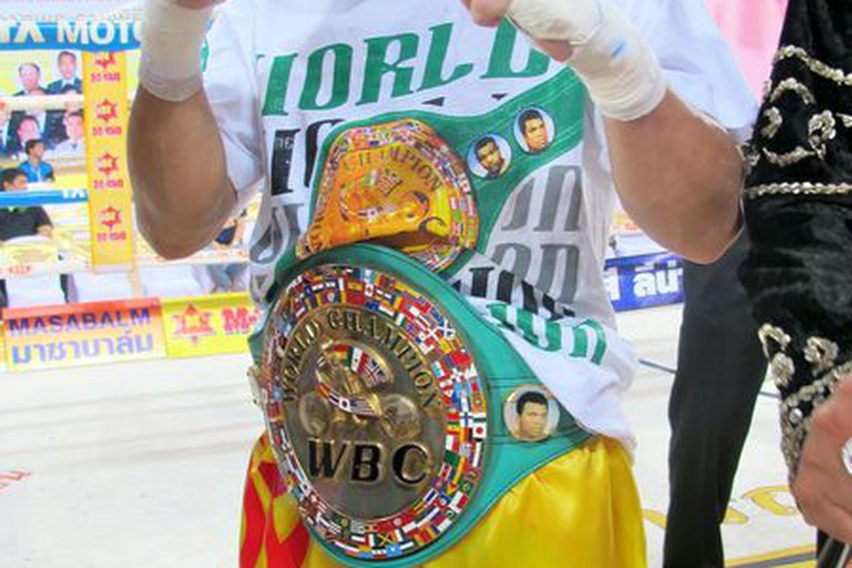 Suriyan Sor Rungvisai is the new No. 1 in the world at 115 pounds. (Photo by Asian Boxing Council/WBC)
