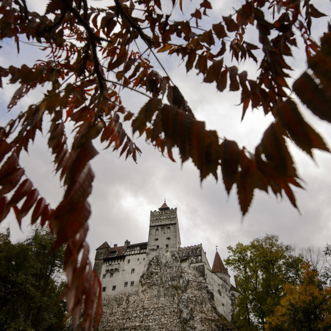 Halloween Treat A Night At Dracula S Castle In Transylvania Chicago Sun Times,Christmas Gifts Ideas For Friends