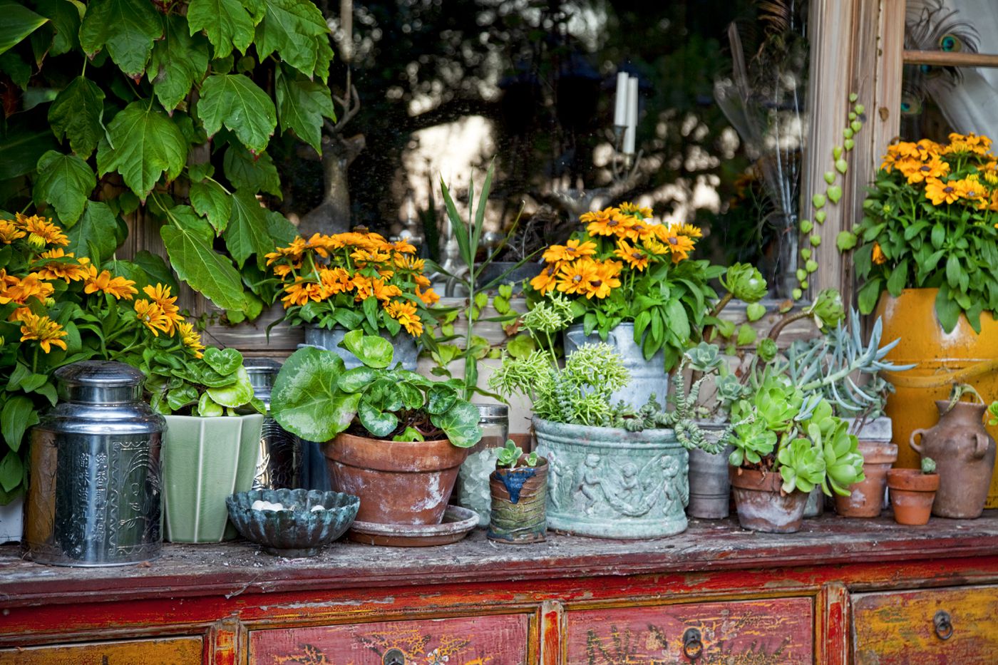 18 Tips For Decorating Your Garden This Old House