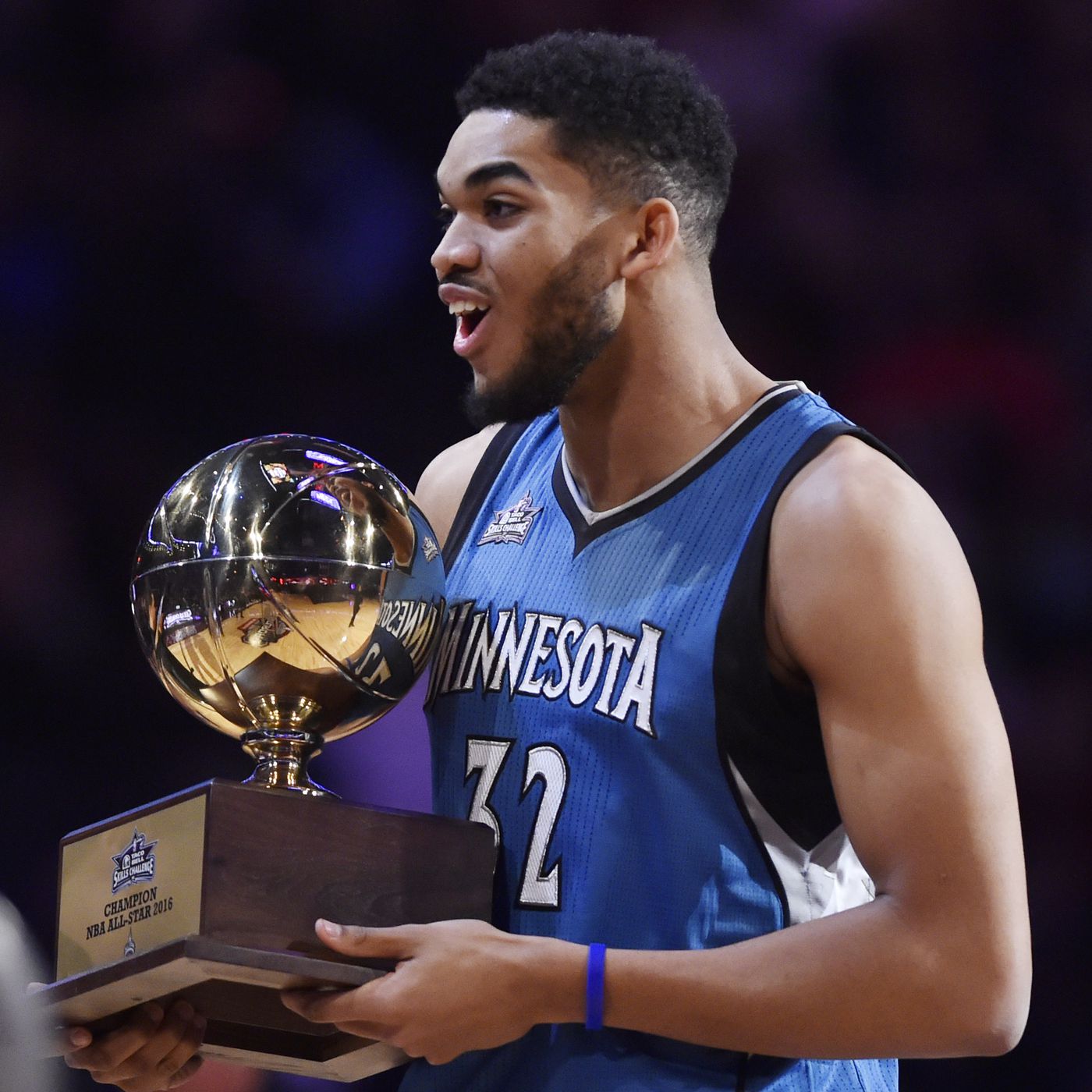 NBA Skills Challenge 2016: Karl-Anthony Towns wins one for the big men in a  thrilling finish 