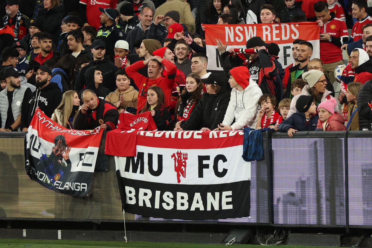 Melbourne Victory v Manchester United
